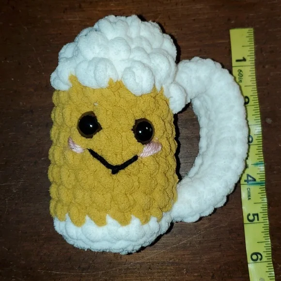 Beer Mug Crochet Buddy - Picture 4 of 4